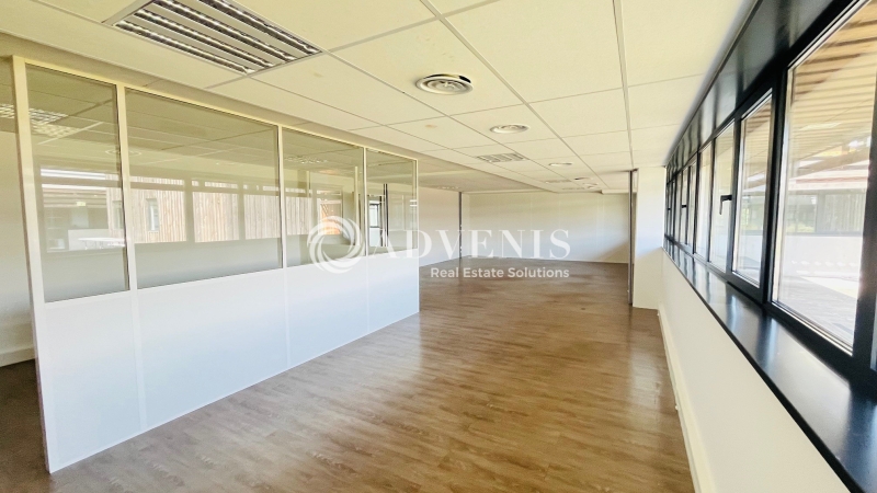 Location Bureaux MERIGNAC (33700) - Photo 4