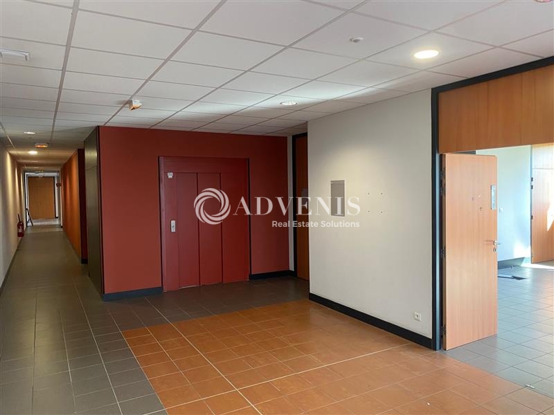 Location Bureaux GRADIGNAN (33170) - Photo 3