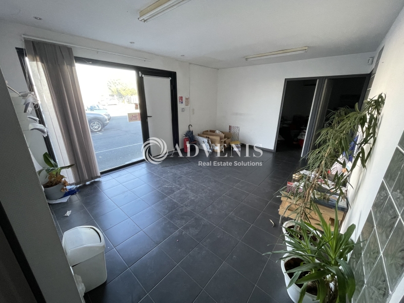 Location Activités Entrepôts LORMONT (33310) - Photo 1