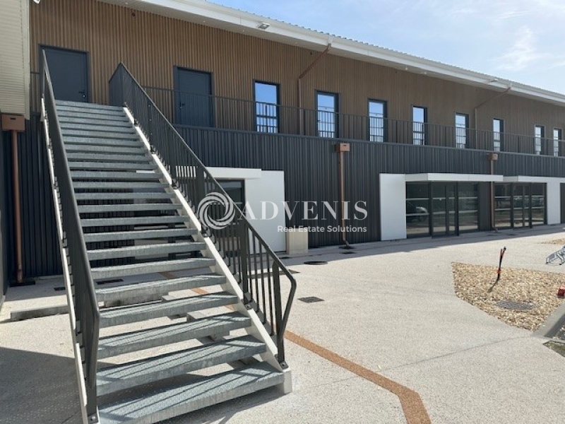 Location Commerces AUDENGE (33980) - Photo 1