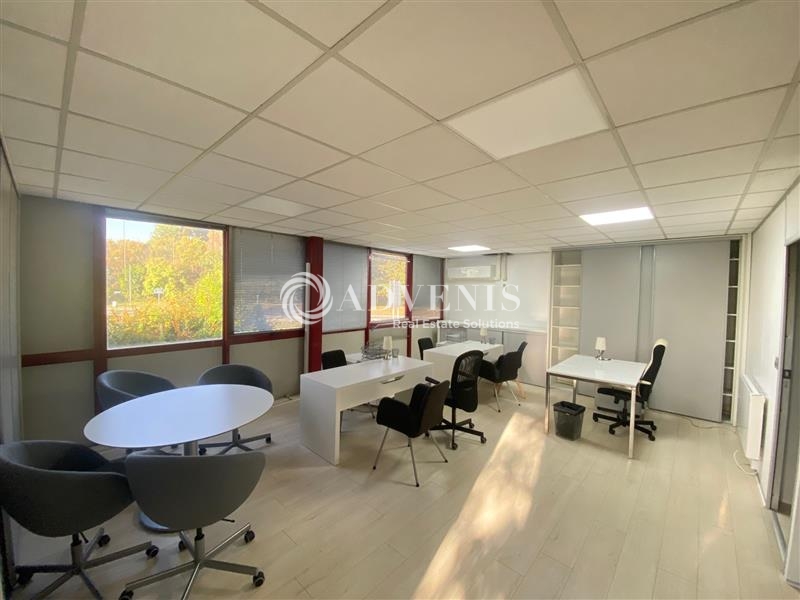 Location Bureaux LORMONT (33310) - Photo 1