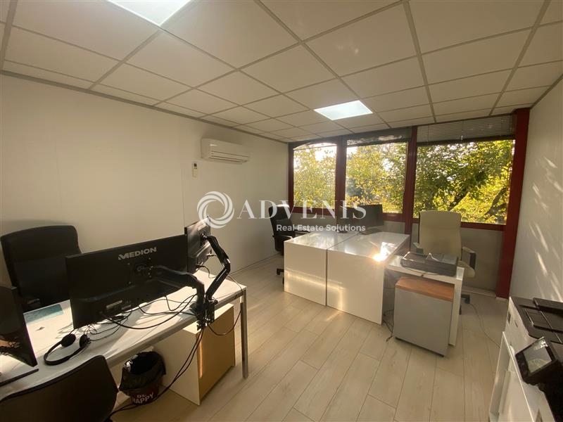 Location Bureaux LORMONT (33310) - Photo 2