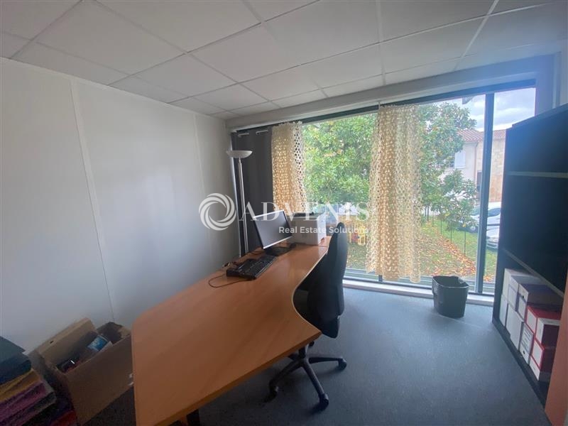 Location Bureaux LORMONT (33310) - Photo 4