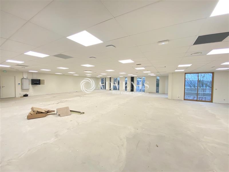 Location Bureaux BRUGES (33520) - Photo 4