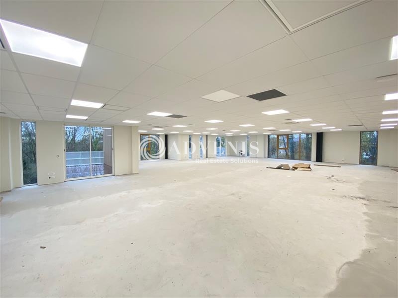 Location Bureaux BRUGES (33520) - Photo 5