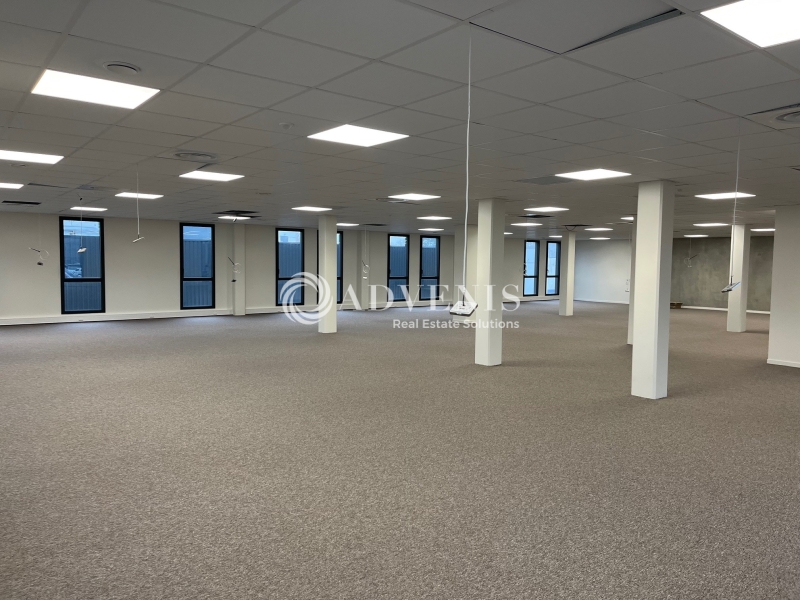 Location Bureaux PESSAC (33600) - Photo 7