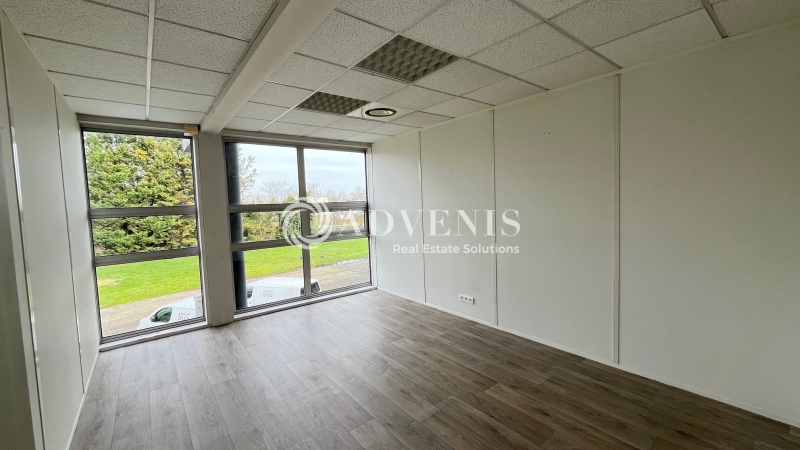 Location Bureaux BORDEAUX (33300) - Photo 3