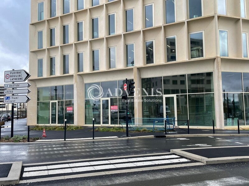 Location Commerces BORDEAUX (33100) - Photo 1