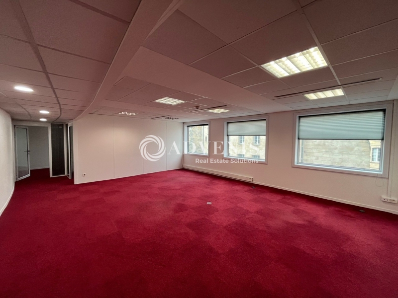 Location Bureaux BORDEAUX (33000) - Photo 7