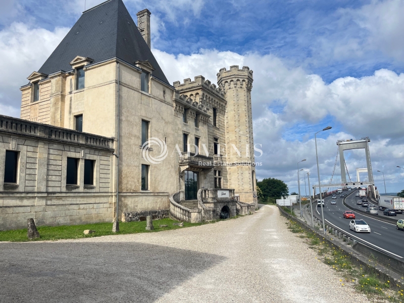 Location Bureaux LORMONT (33310) - Photo 1