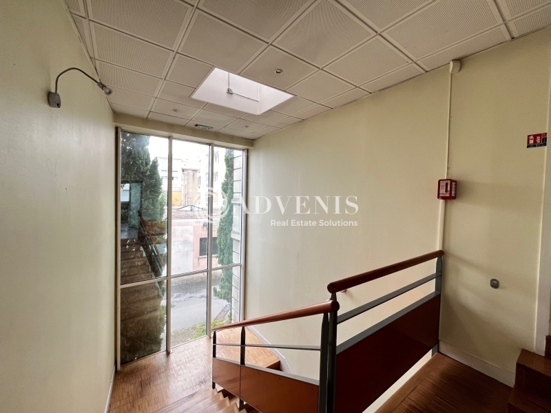 Vente Investisseur Bureaux BORDEAUX (33200) - Photo 8