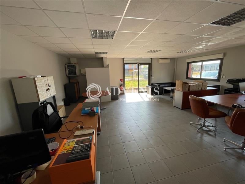 Location Activités Entrepôts BLANQUEFORT (33290) - Photo 4