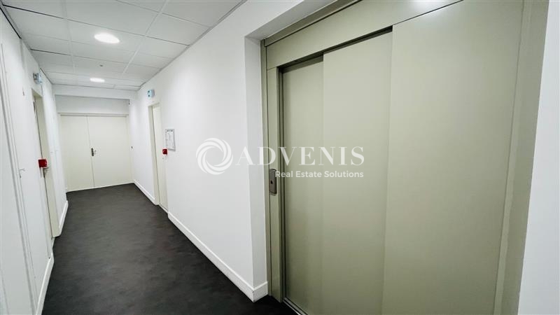 Vente Investisseur Bureaux TRESSES (33370) - Photo 6