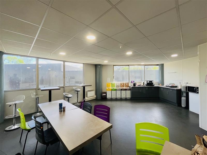 Location Bureaux GRADIGNAN (33170) - Photo 11