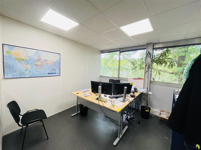 Location Bureaux GRADIGNAN (33170) - Photo 8