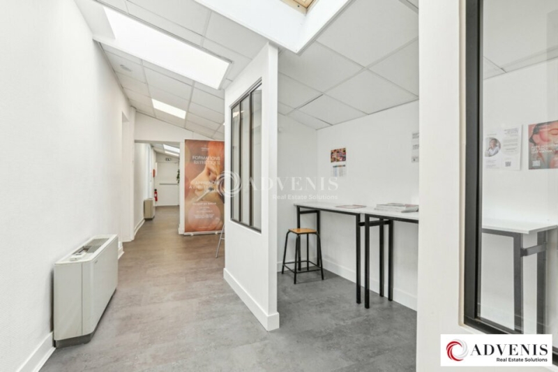 Location Bureaux BORDEAUX (33000) - Photo 8