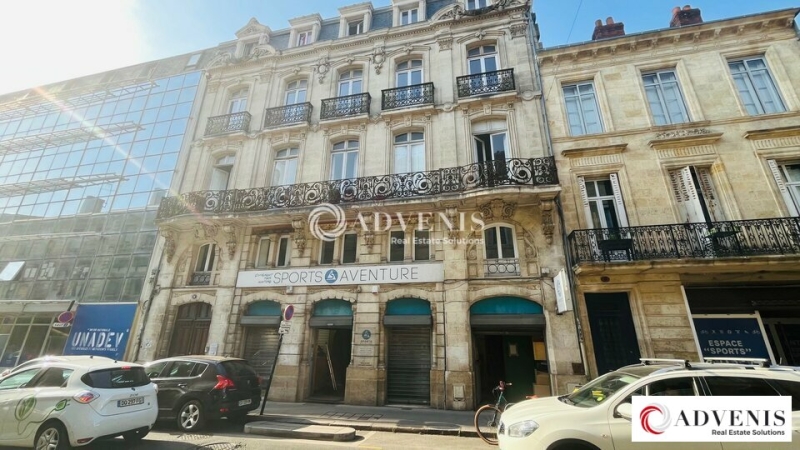 Location Commerces BORDEAUX (33000) - Photo 1