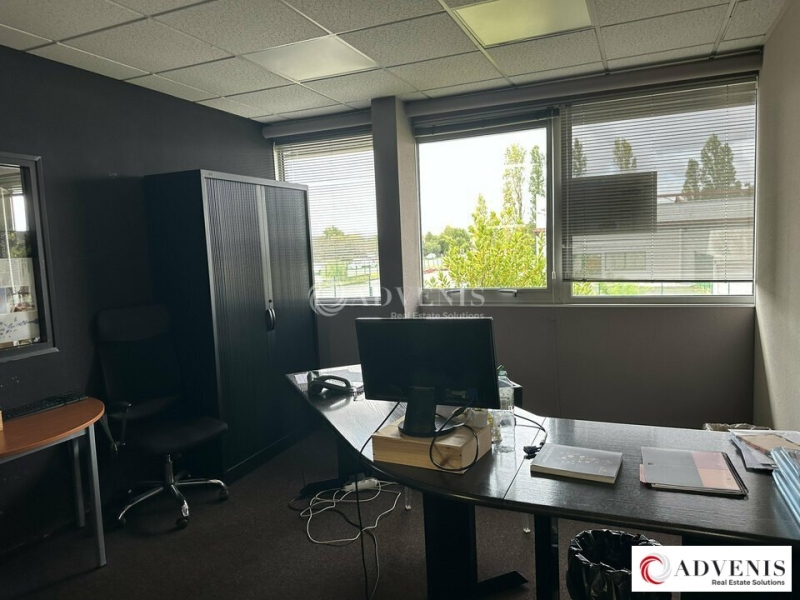 Vente Investisseur Activités Entrepôts AMBARÈS-ET-LAGRAVE (33440) - Photo 7