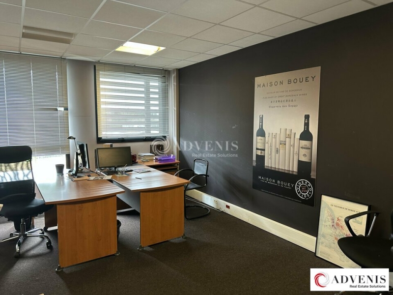 Vente Investisseur Activités Entrepôts AMBARÈS-ET-LAGRAVE (33440) - Photo 9