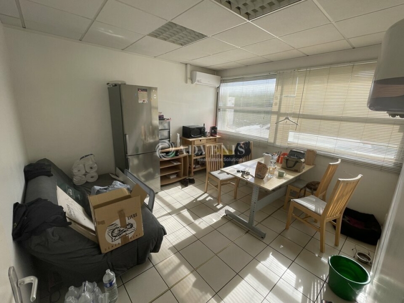 Location Activités Entrepôts PESSAC (33600) - Photo 7