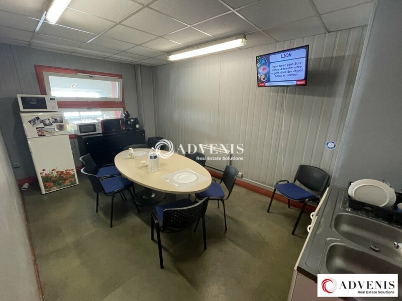 Location Activités Entrepôts BASSENS (33530) - Photo 7