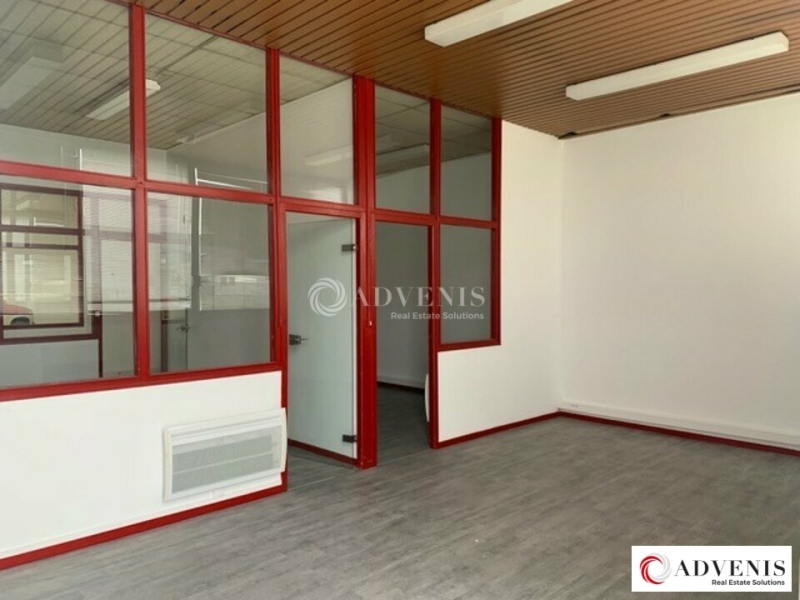 Location Activités Entrepôts BLANQUEFORT (33290) - Photo 2