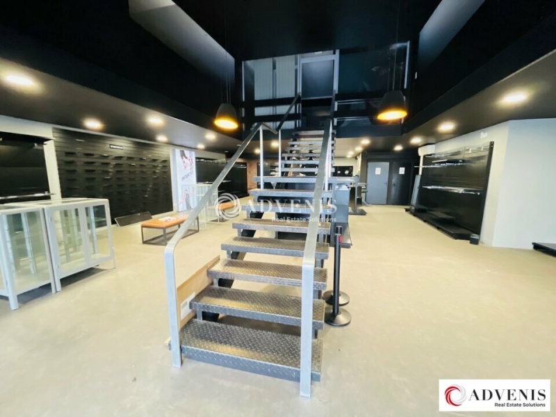 Location Commerces BORDEAUX (33300) - Photo 3