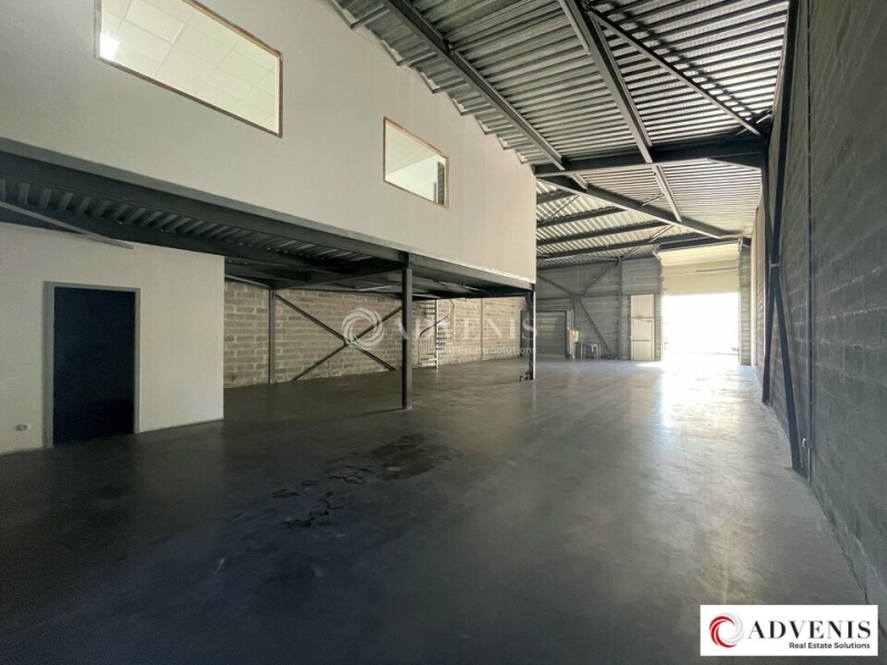 Location Activités Entrepôts LE TAILLAN MEDOC (33320) - Photo 2