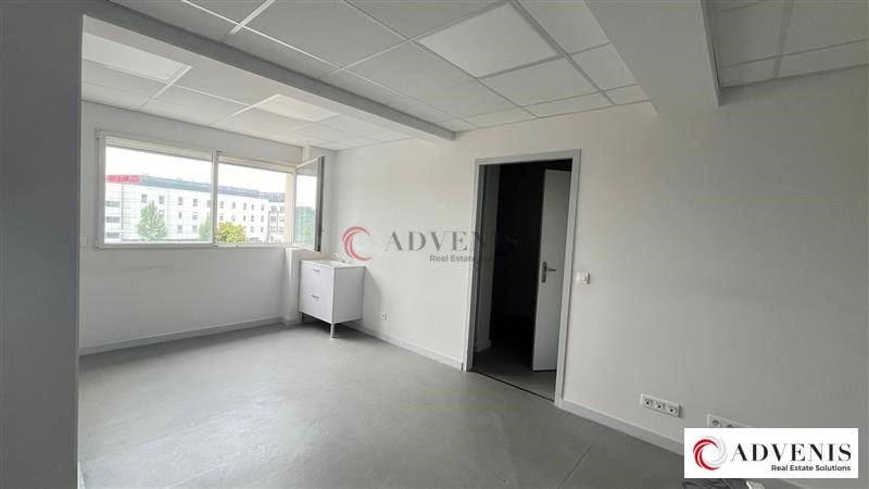 Location Bureaux LORMONT (33310) - Photo 2