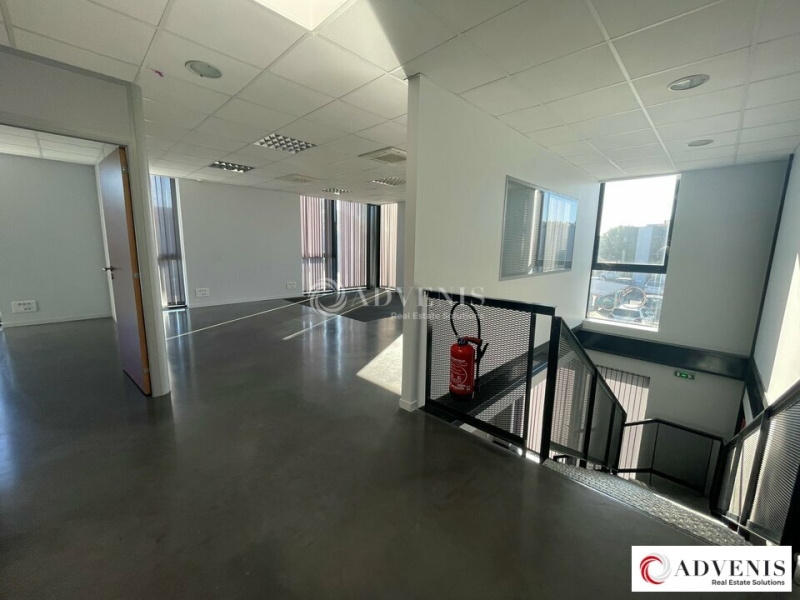 Location Activités Entrepôts GRADIGNAN (33170) - Photo 14