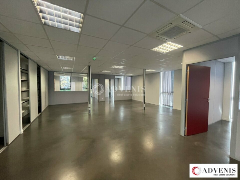 Location Activités Entrepôts GRADIGNAN (33170) - Photo 9