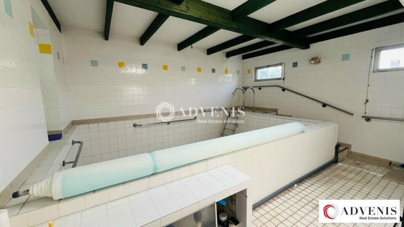 Location Commerces VILLENAVE-D'ORNON (33140) - Photo 9
