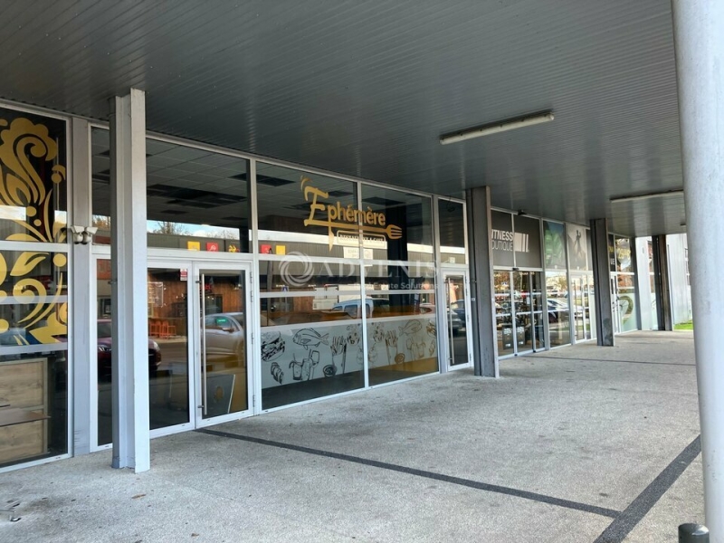 Location Commerces MERIGNAC (33700) - Photo 1