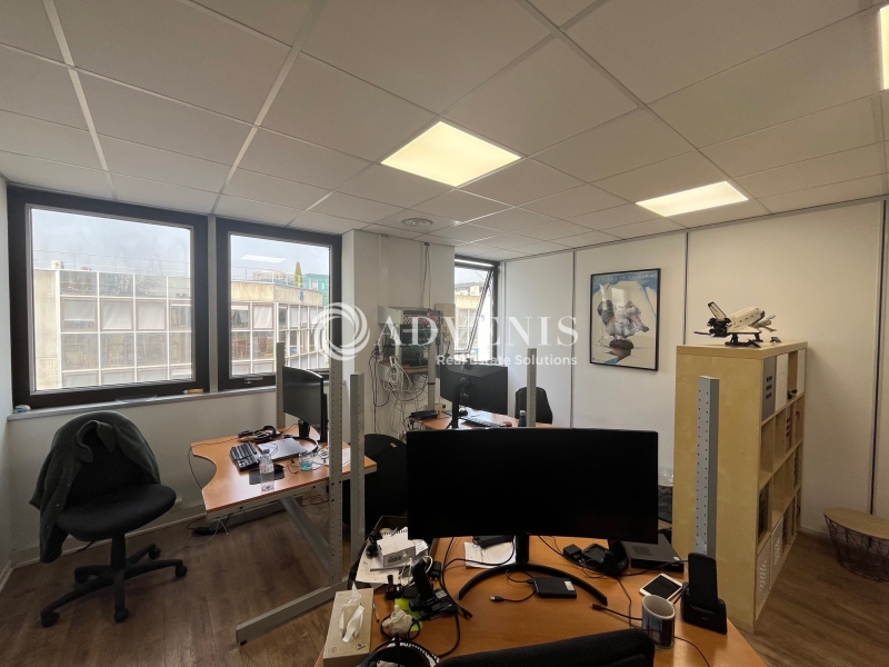 Location Bureaux BRUGES (33520) - Photo 6