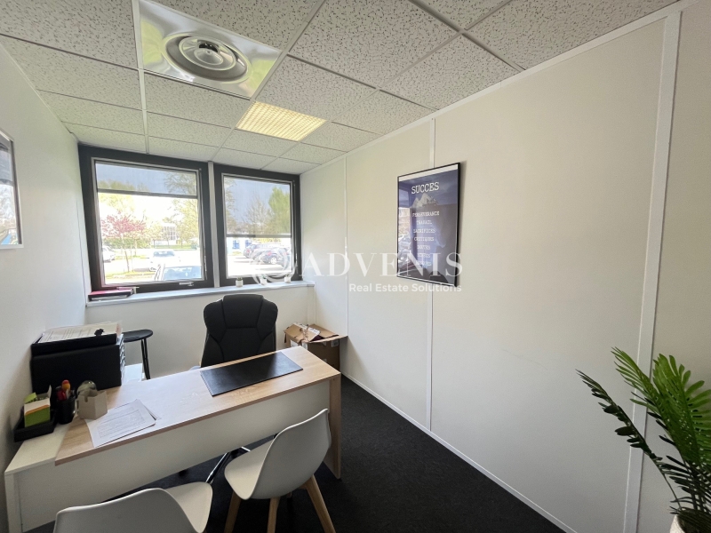 Location Bureaux BRUGES (33520) - Photo 7