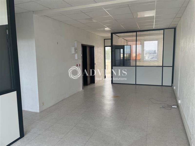 Location Bureaux BOURGES (18000) - Photo 1