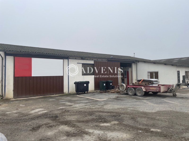 Vente Investisseur Activités Entrepôts LA CHAPELLE SAINT URSIN (18570) - Photo 2