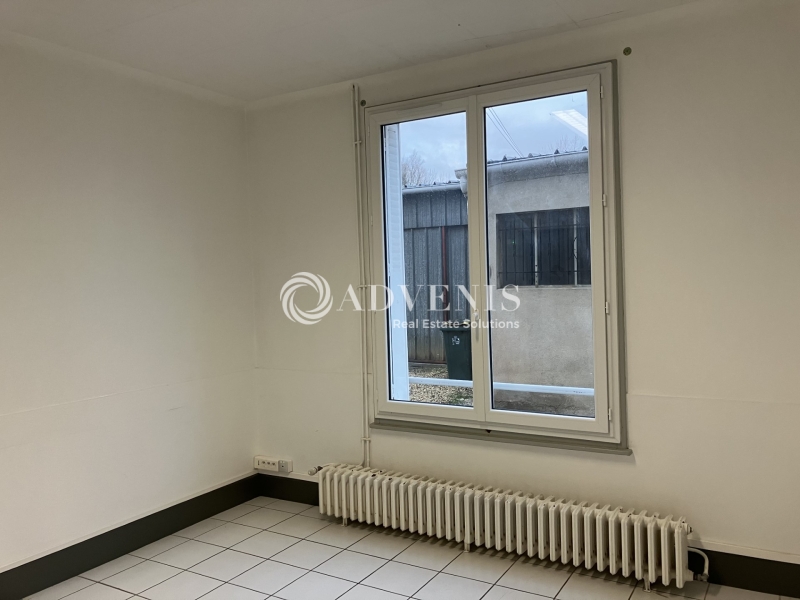 Location Bureaux SAINT DOULCHARD (18230) - Photo 3