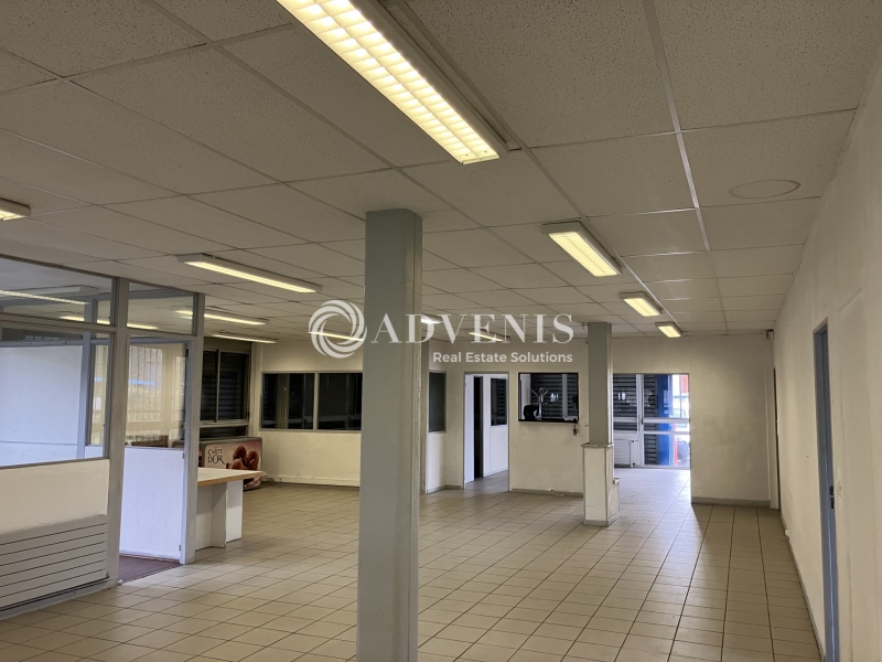 Vente Investisseur Bureaux VIERZON (18100) - Photo 1