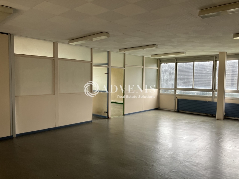 Vente Investisseur Bureaux VIERZON (18100) - Photo 2