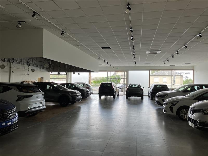 Location Commerces BOURGES (18000) - Photo 1