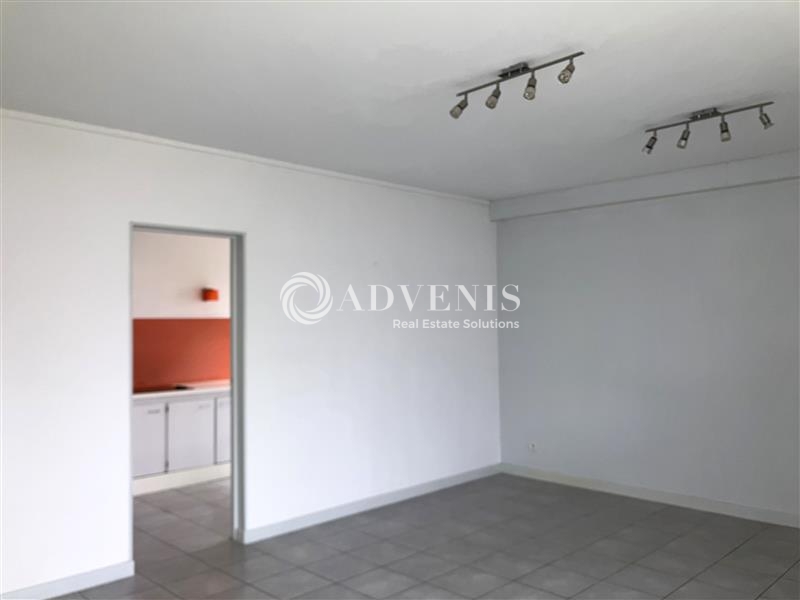 Location Bureaux BOURGES (18000) - Photo 3