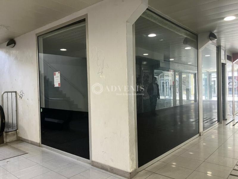 Location Commerces BOURGES (18000) - Photo 4