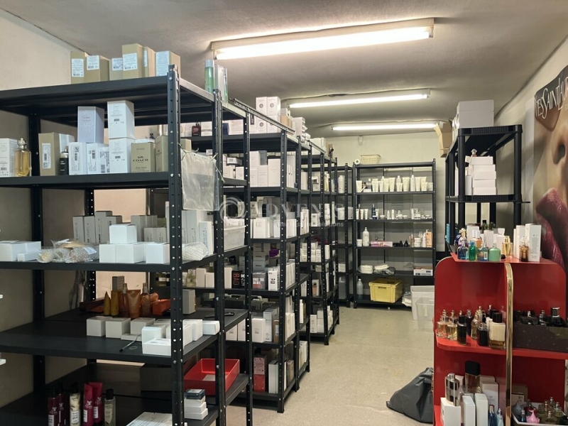 Location Commerces BOURGES (18000) - Photo 2