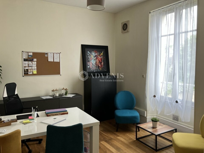 Location Bureaux BOURGES (18000) - Photo 1
