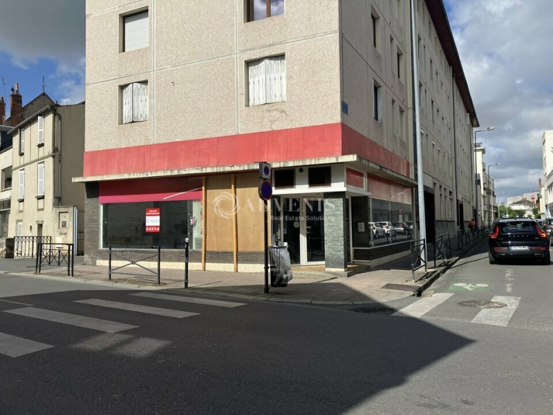 Location Commerces BOURGES (18000) - Photo 5