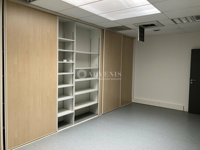 Location Bureaux BOURGES (18000) - Photo 2