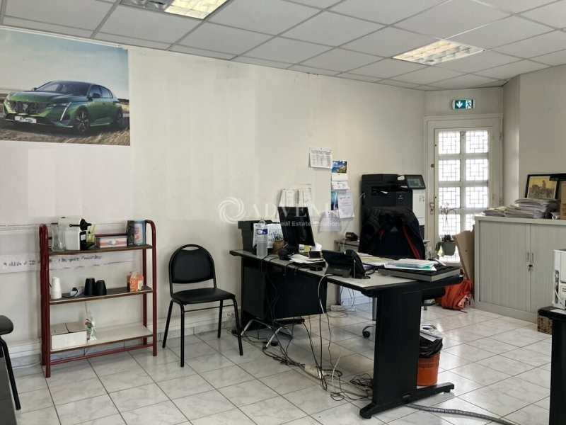 Vente Investisseur Activités Entrepôts BOURGES (18000) - Photo 2