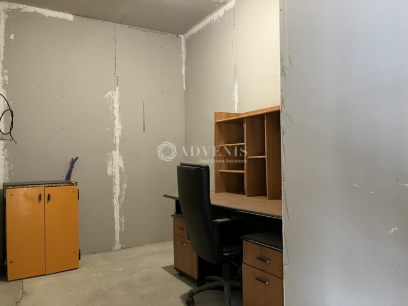 Location Activités Entrepôts SAINT-DOULCHARD (18230) - Photo 4