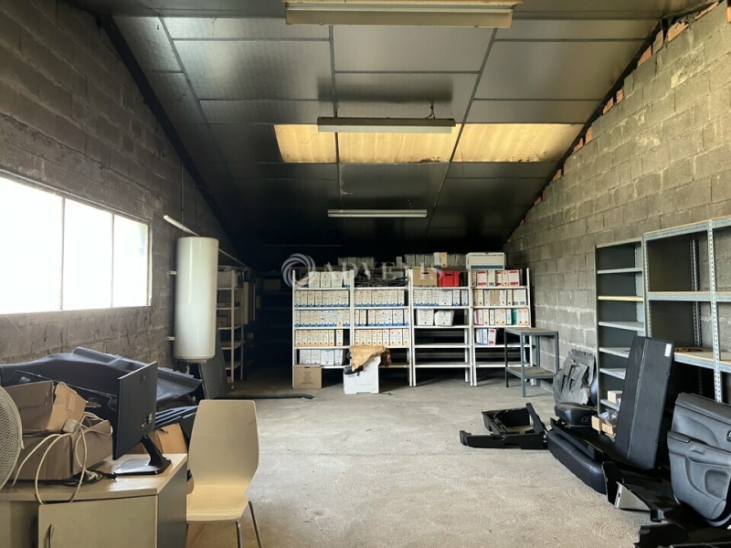 Vente Investisseur Activités Entrepôts SAINT-DOULCHARD (18230) - Photo 8